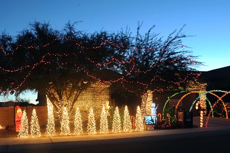 Ways to Decorate with Outdoor Christmas Lights