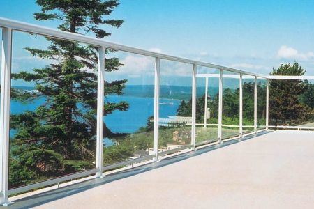 Why Are Glass Railings Becoming So Popular?