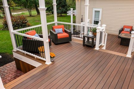 Deck Construction: Which Material To Choose?