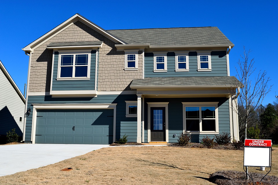 What Type of Door To Choose for Your Garage?