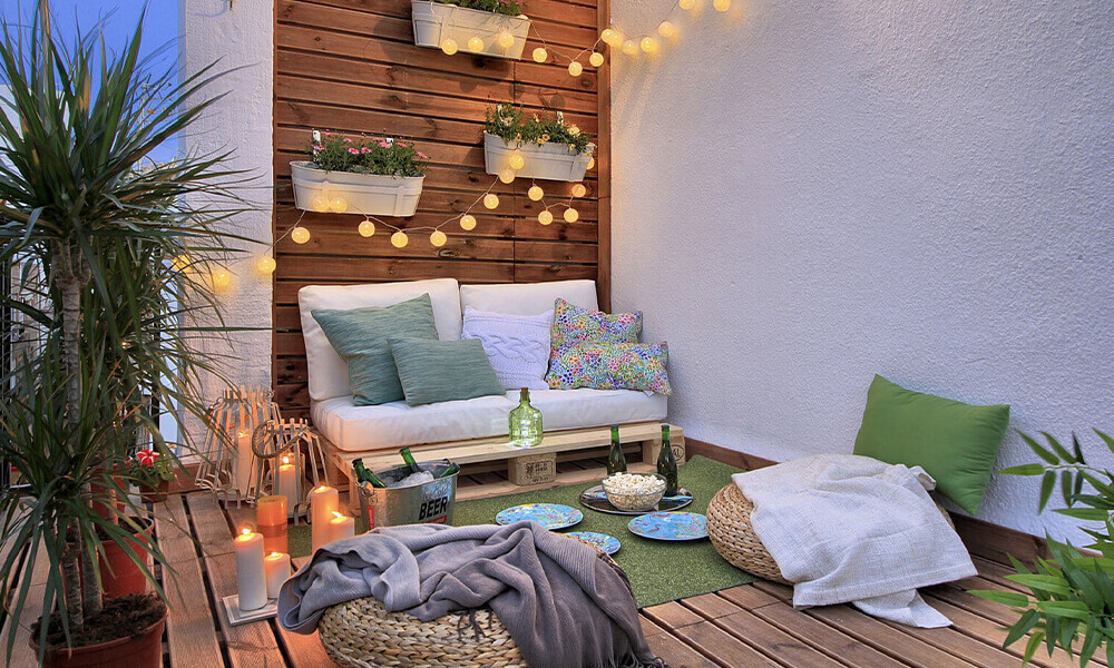 Best Ways to Decorate Your Balcony with Lights