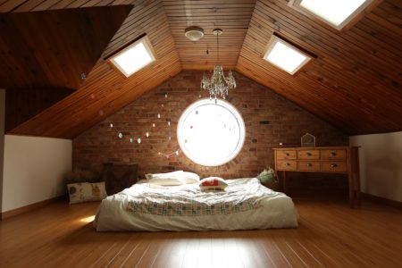 Attic Bedroom: Design and Decorating Tips