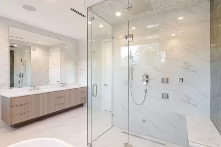 Framed vs. Frameless: Which Glass Shower Door Is Right for You?