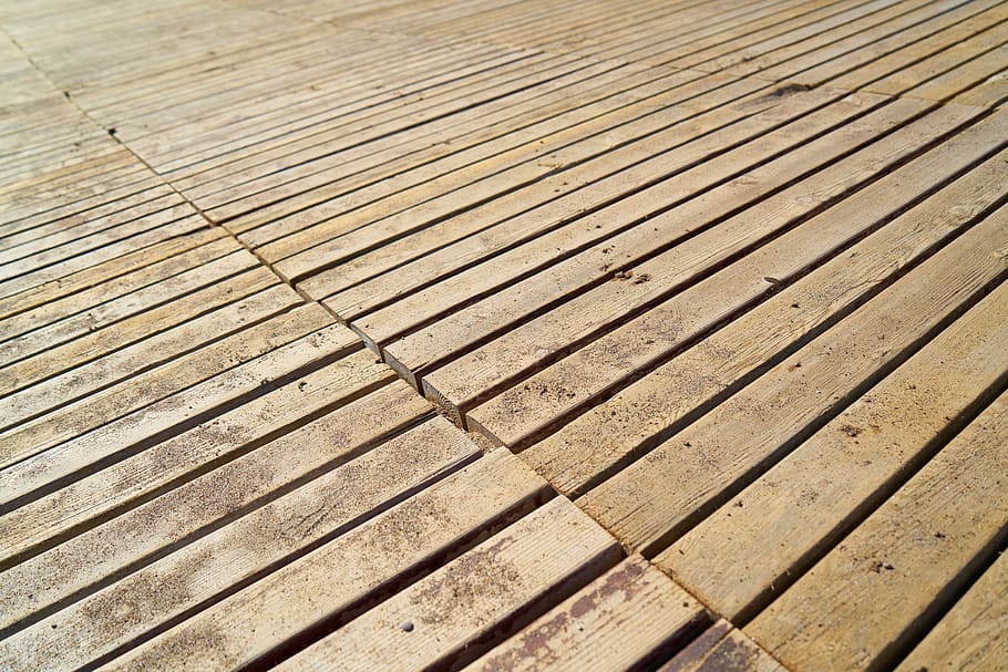 Crafting Your Outdoor Oasis: A Guide to Building a Stunning Pallet Deck