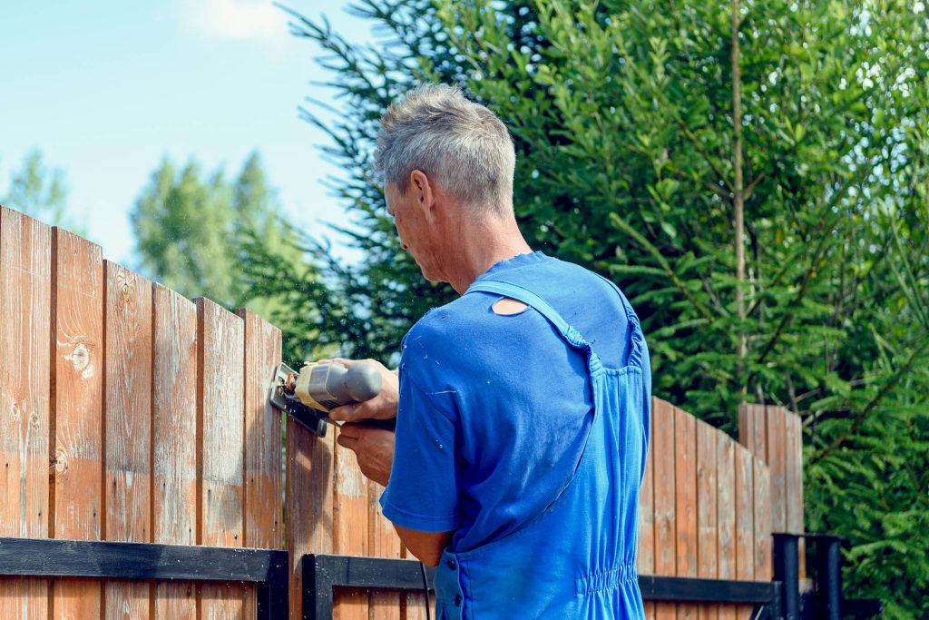 The Importance of Expertise: Wood Fence Repairs Done Right