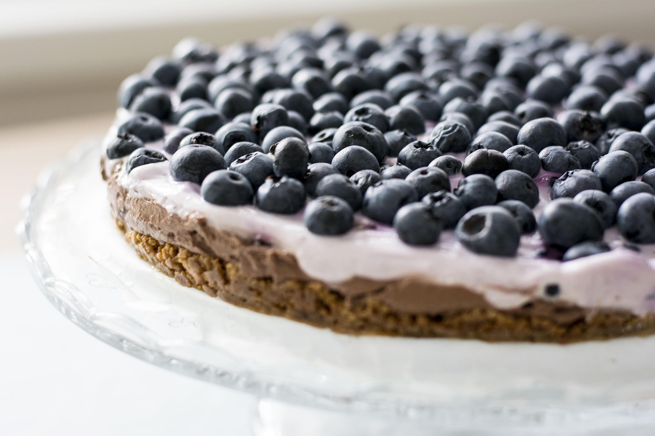 Exploring the latest cake trends of 2025